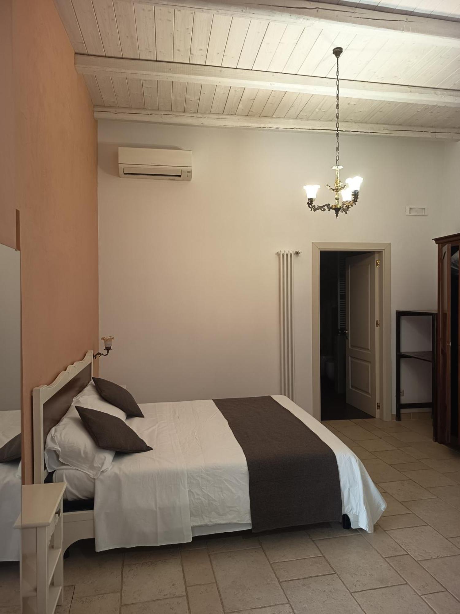 B&B Il Mulino Del Monastero กอนแวร์ซาโน ภายนอก รูปภาพ