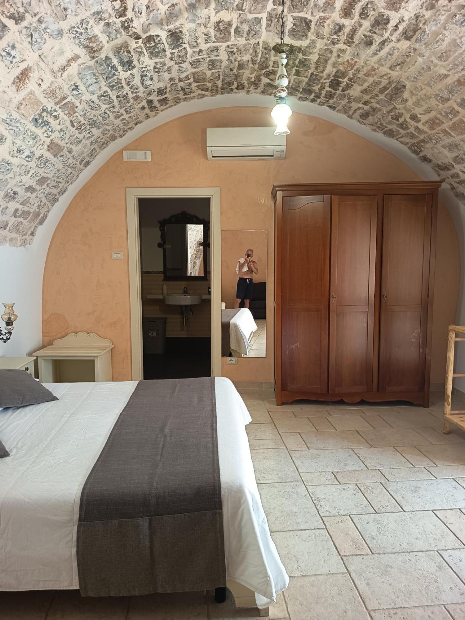 B&B Il Mulino Del Monastero กอนแวร์ซาโน ภายนอก รูปภาพ